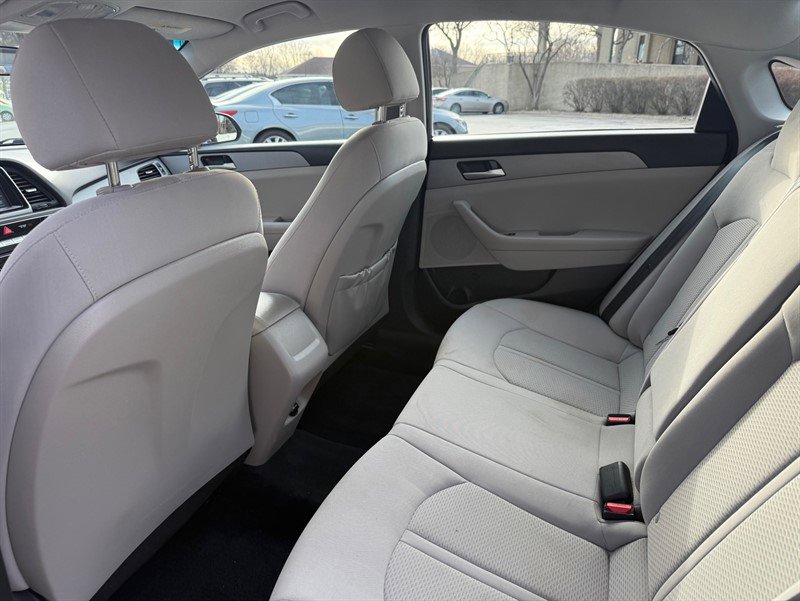 Used 2018 Hyundai Sonata SE FWD image 18