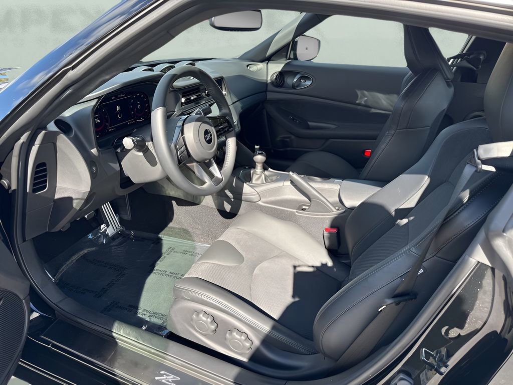 Used 2024 Nissan Z Performance w/ Floor Mat Package image 9