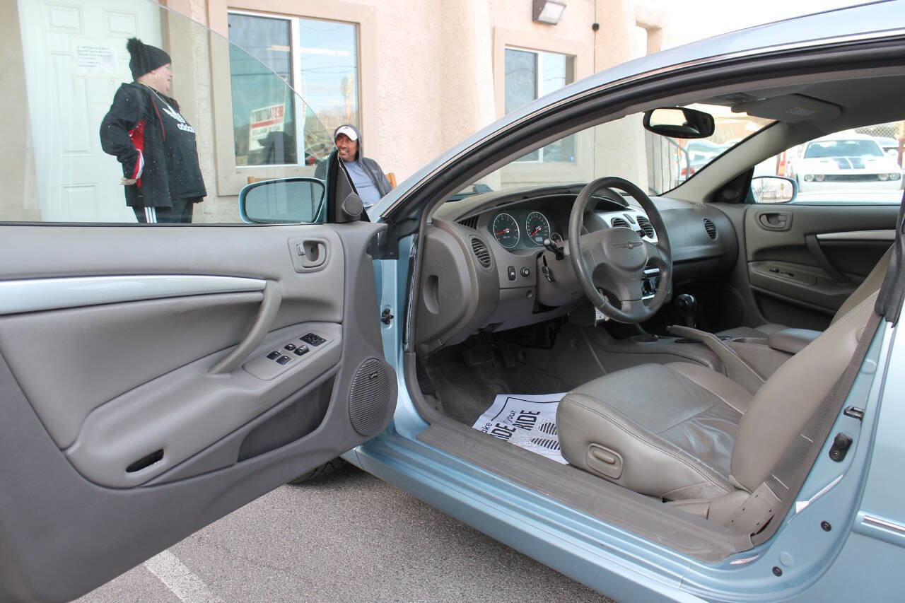 Used 2004 Chrysler Sebring Limited w/ Leather Interior Group FWD image 20