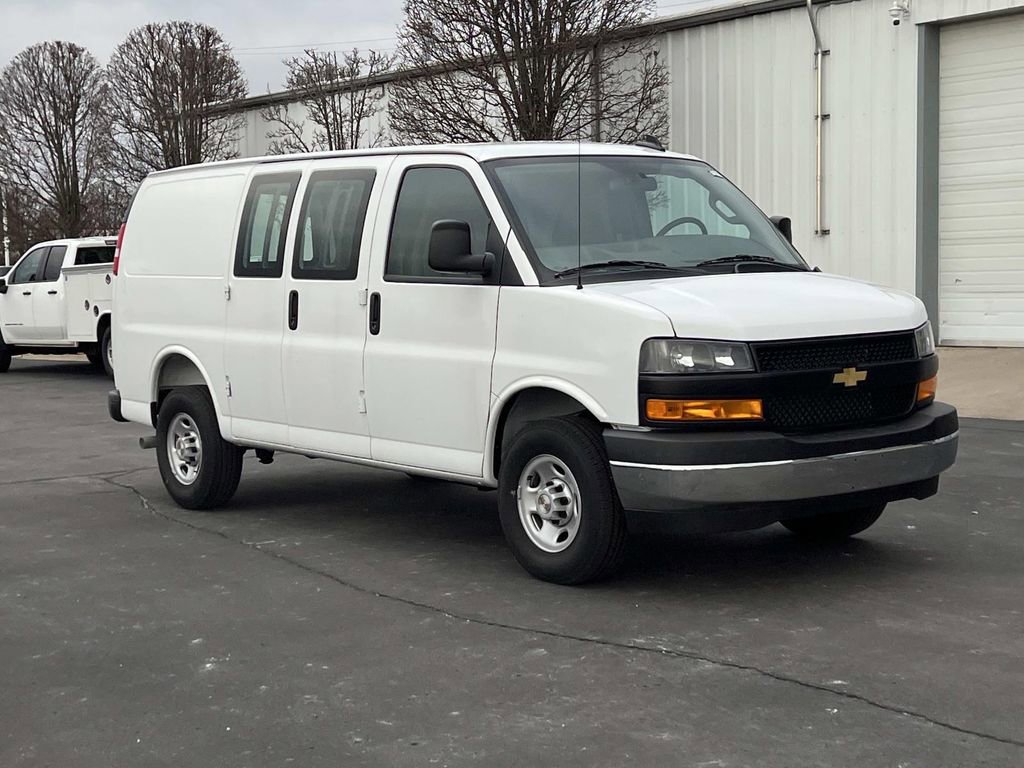 New 2025 Chevrolet Express 2500 w/ Driver Convenience Package image 6