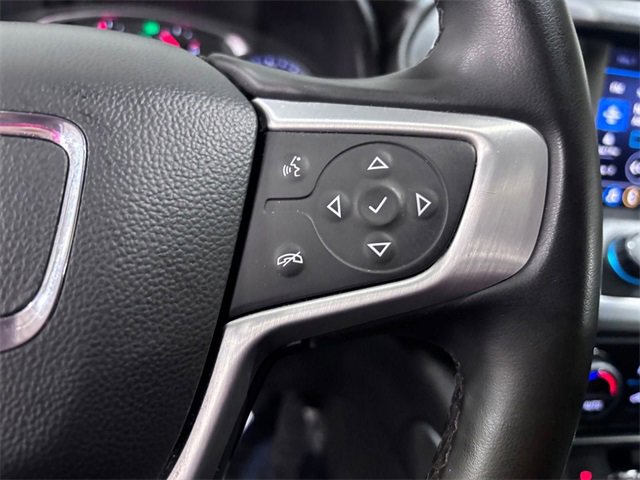 Used 2023 GMC Acadia SLT image 18