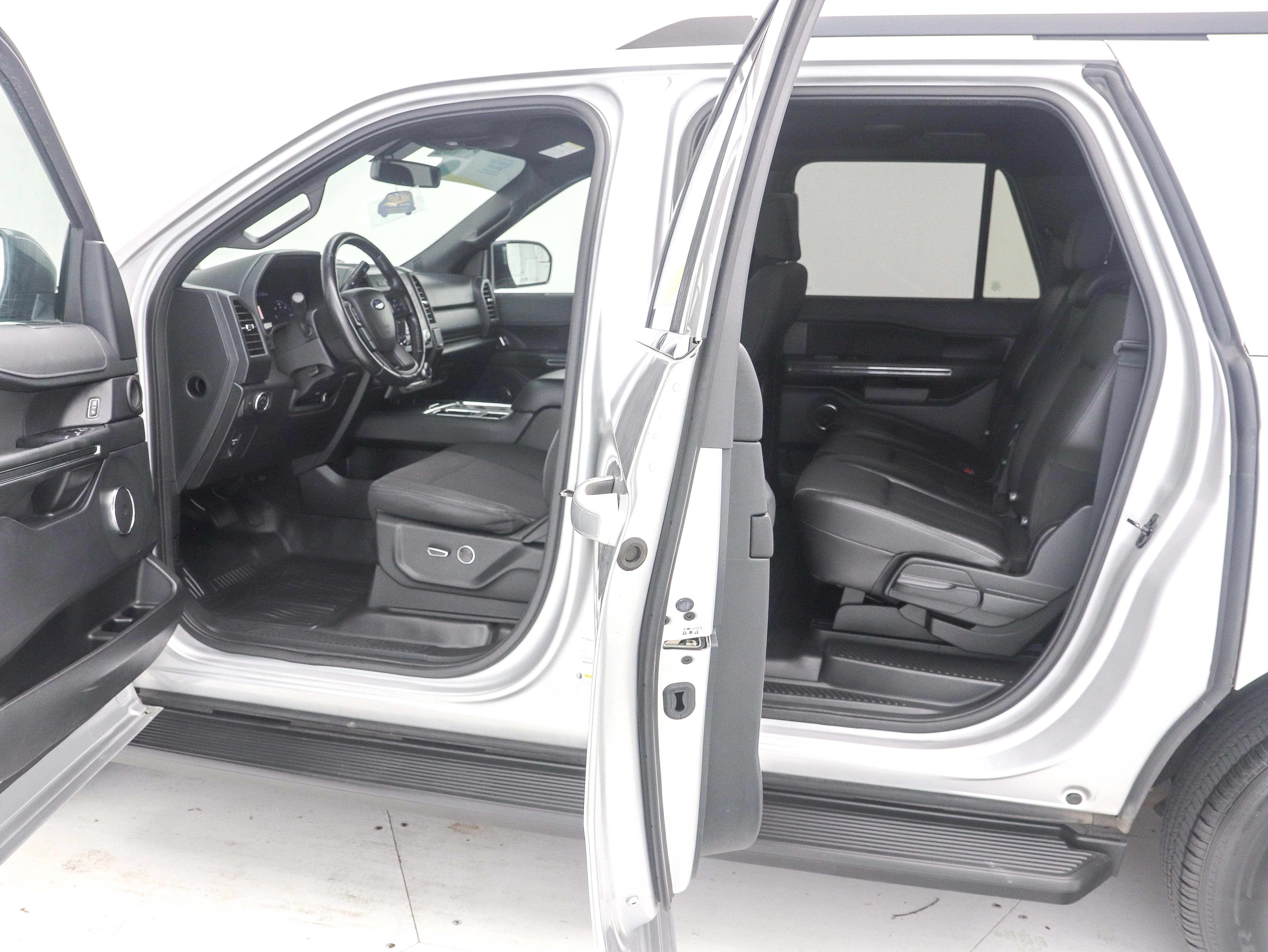Used 2018 Ford Expedition Max XL AWD/4WD image 20