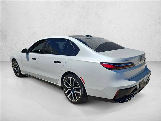 Certified 2024 BMW 760i xDrive w/ Executive Package AWD/4WD image 8