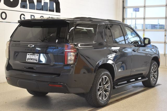 Used 2024 Chevrolet Tahoe Z71 w/ Luxury Package AWD/4WD image 4