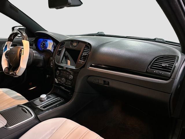 Used 2017 Chrysler 300 S image 31