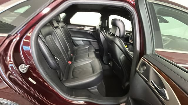 Used 2018 Lincoln MKZ Reserve w/ Climate Package FWD image 28
