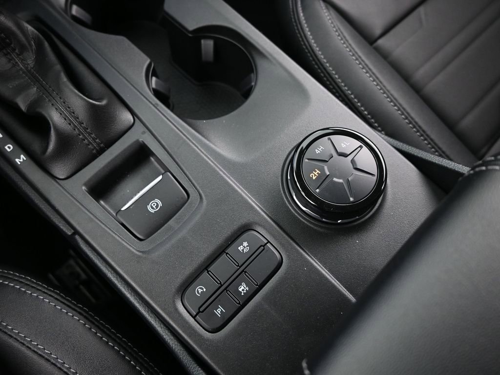 New 2025 Ford Ranger Lariat w/ Chrome Accent Package image 24