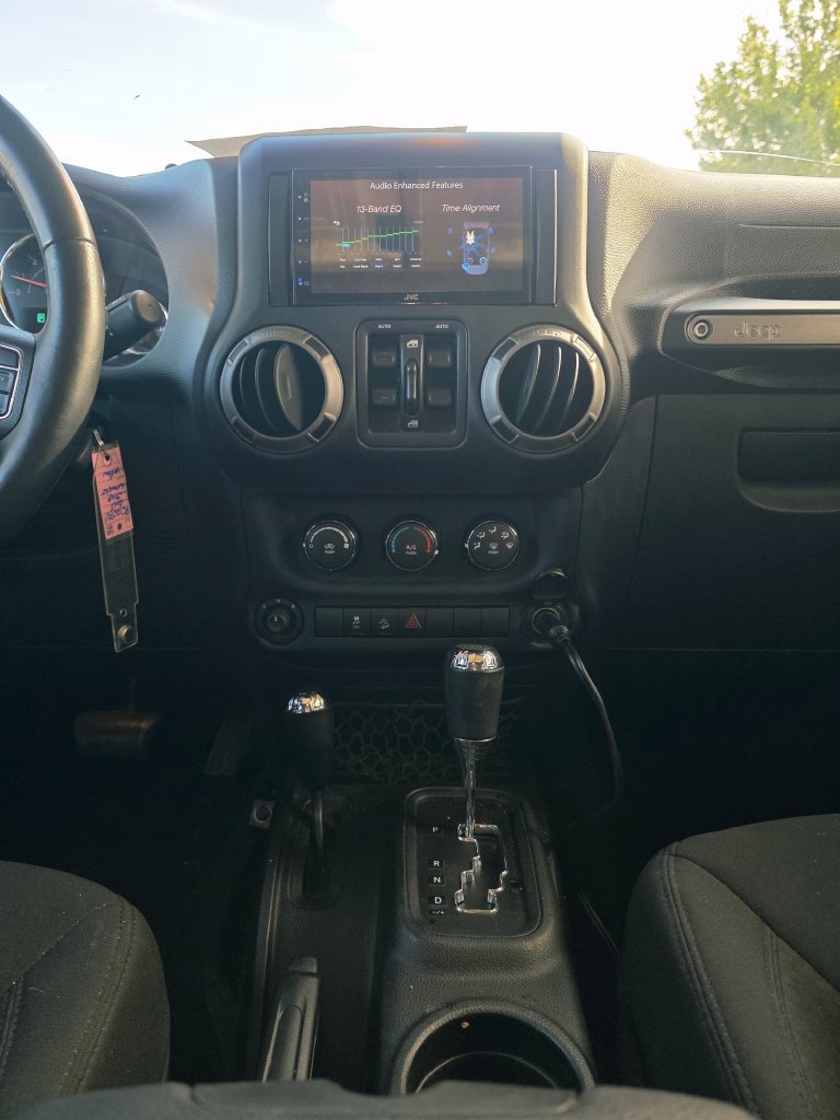 Used 2015 Jeep Wrangler Unlimited Sport w/ Quick Order Package 24S AWD/4WD image 41