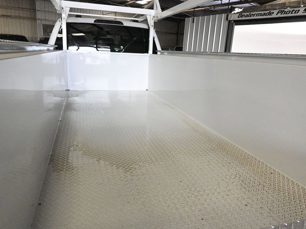 New 2026 Ford F550 2WD Crew Cab Super Duty image 28