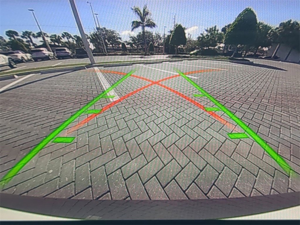 Used 2021 BMW X6 xDrive40i w/ M Sport Package image 22