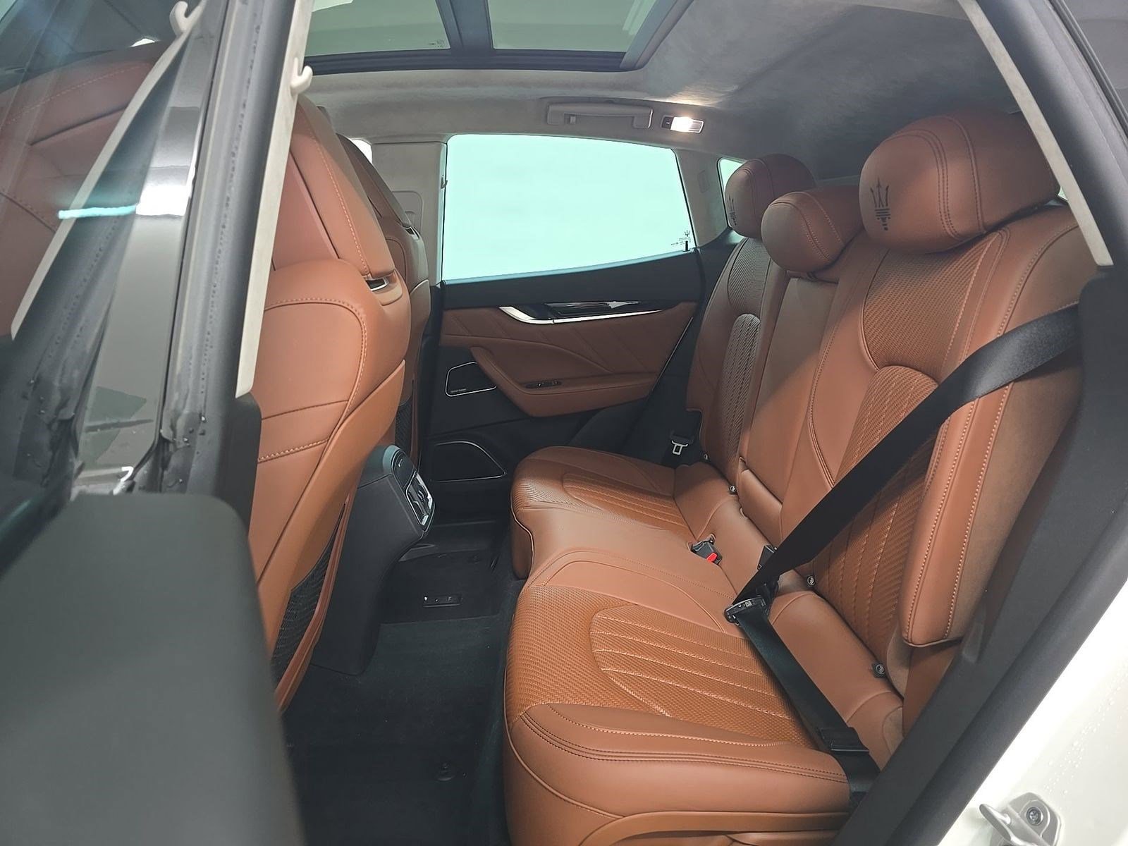 Used 2022 Maserati Levante Modena AWD/4WD image 12