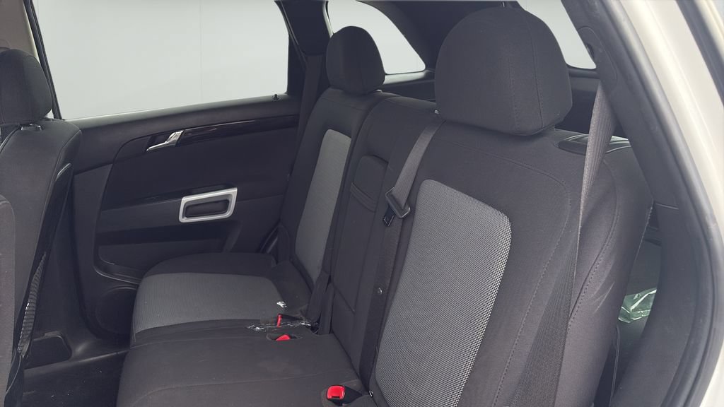 Used 2014 Chevrolet Captiva Sport LS FWD image 11