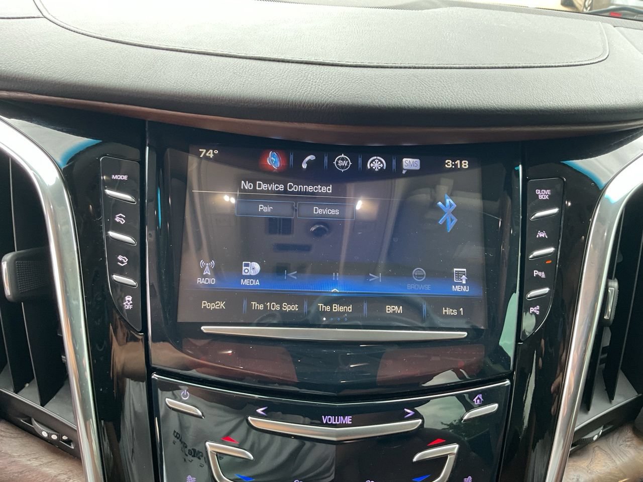 Used 2017 Cadillac Escalade Premium Luxury AWD/4WD image 33
