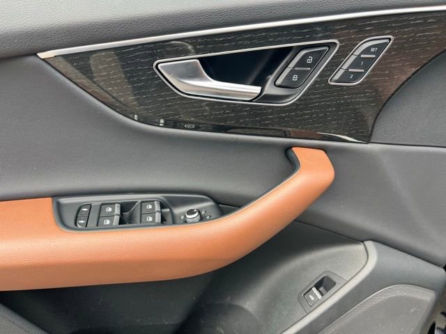 Used 2021 Audi Q7 3.0T Premium w/ Convenience Package image 25