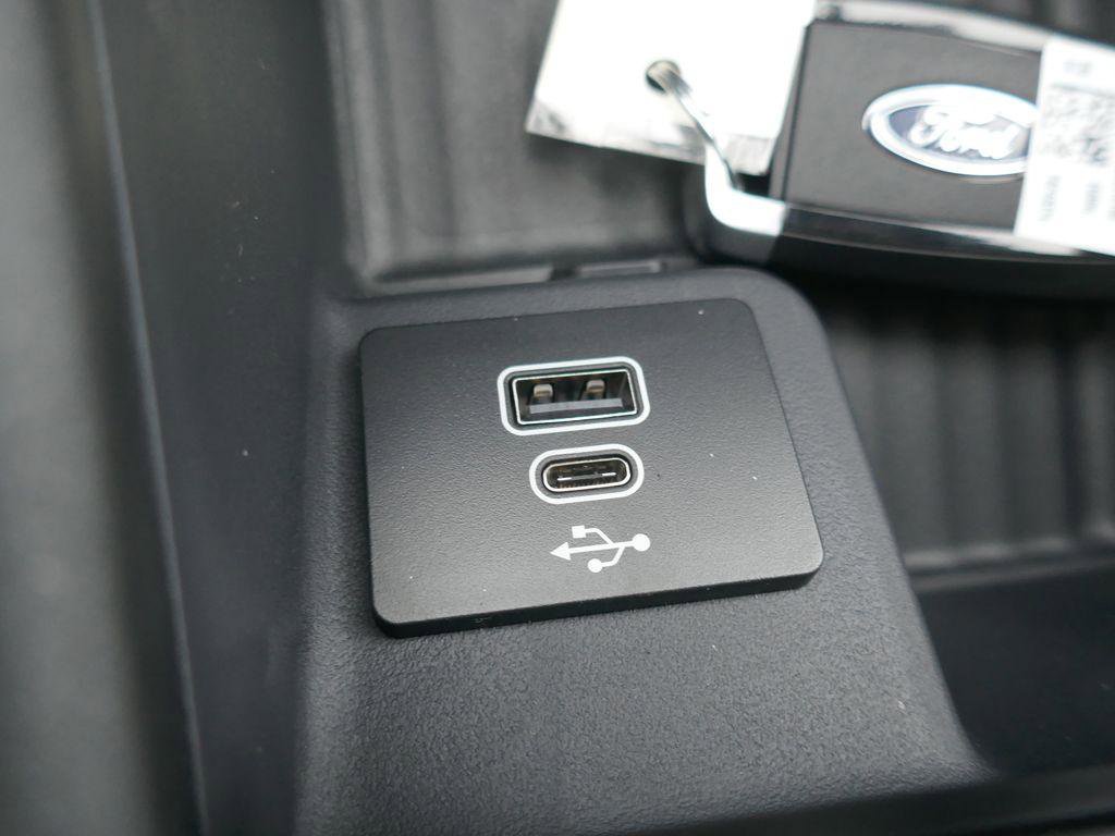 New 2026 Ford Expedition Max Platinum w/ Stealth Appearance Package image 22