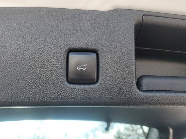 Certified 2023 Ford Escape Platinum w/ Premium Technology Package AWD/4WD image 32