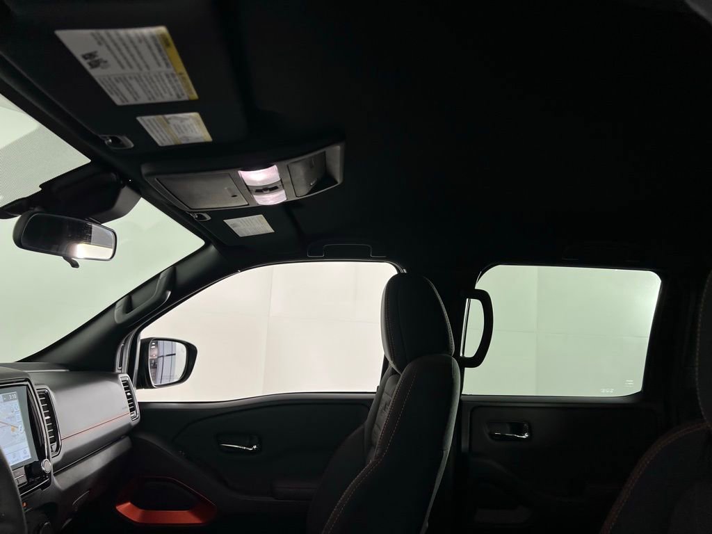 Used 2024 Nissan Frontier Pro-X w/ Technology Package image 24