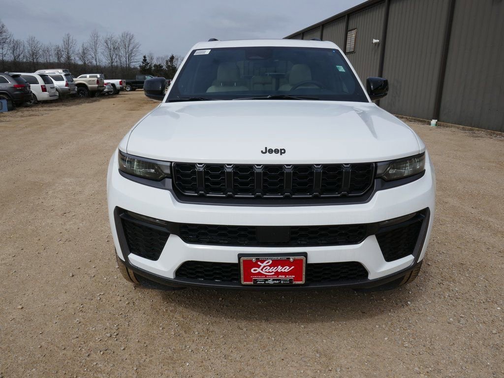 New 2026 Jeep Grand Cherokee Limited w/ Limited Altitude Package image 9