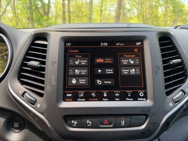 Used 2023 Jeep Cherokee Altitude Lux w/ Lux Elite Package AWD/4WD image 25