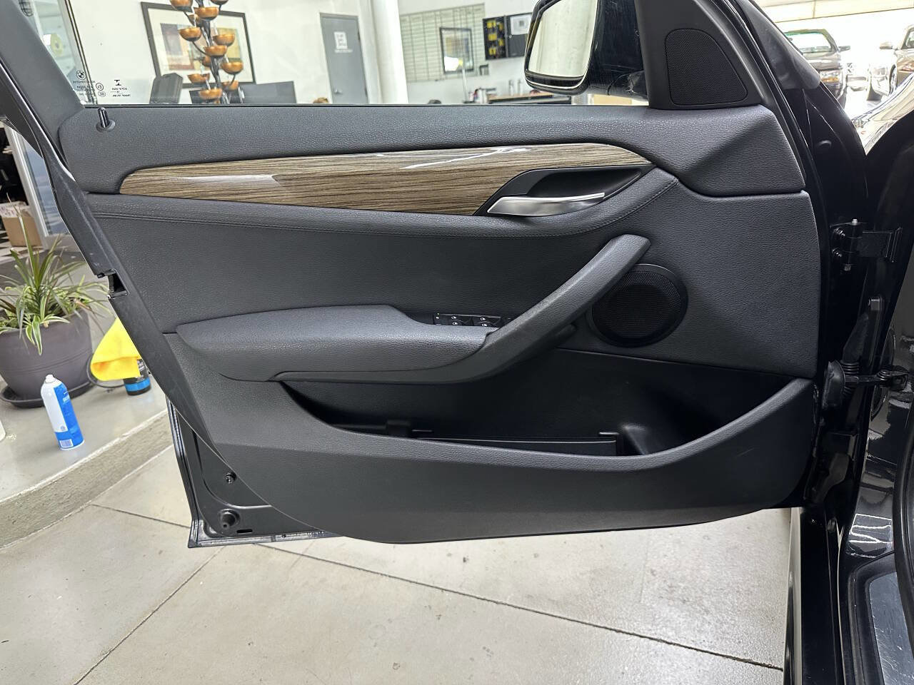 Used 2015 BMW X1 xDrive28i image 10