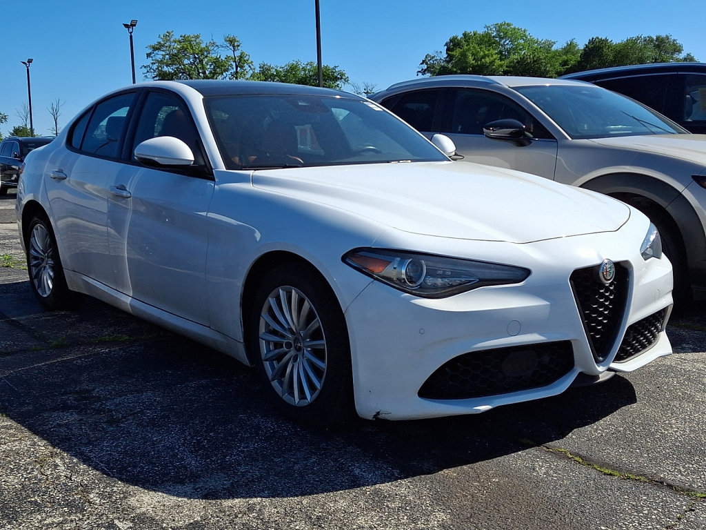 Used 2022 Alfa Romeo Giulia Sprint AWD/4WD image 3