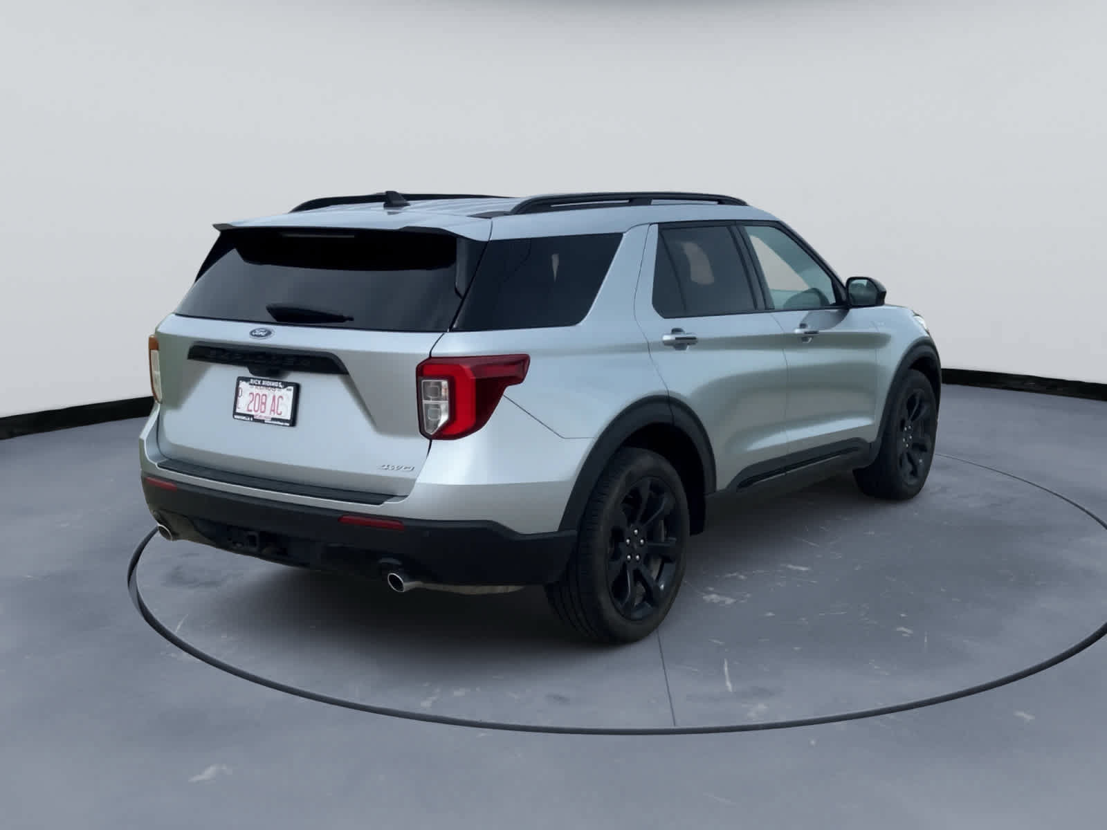 Used 2023 Ford Explorer ST-Line w/ Class IV Trailer Tow Package AWD/4WD image 6