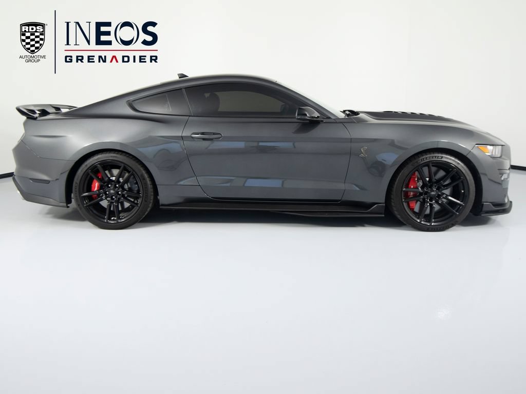 Used 2020 Ford Mustang Shelby GT500 w/ Technology Package RWD image 4