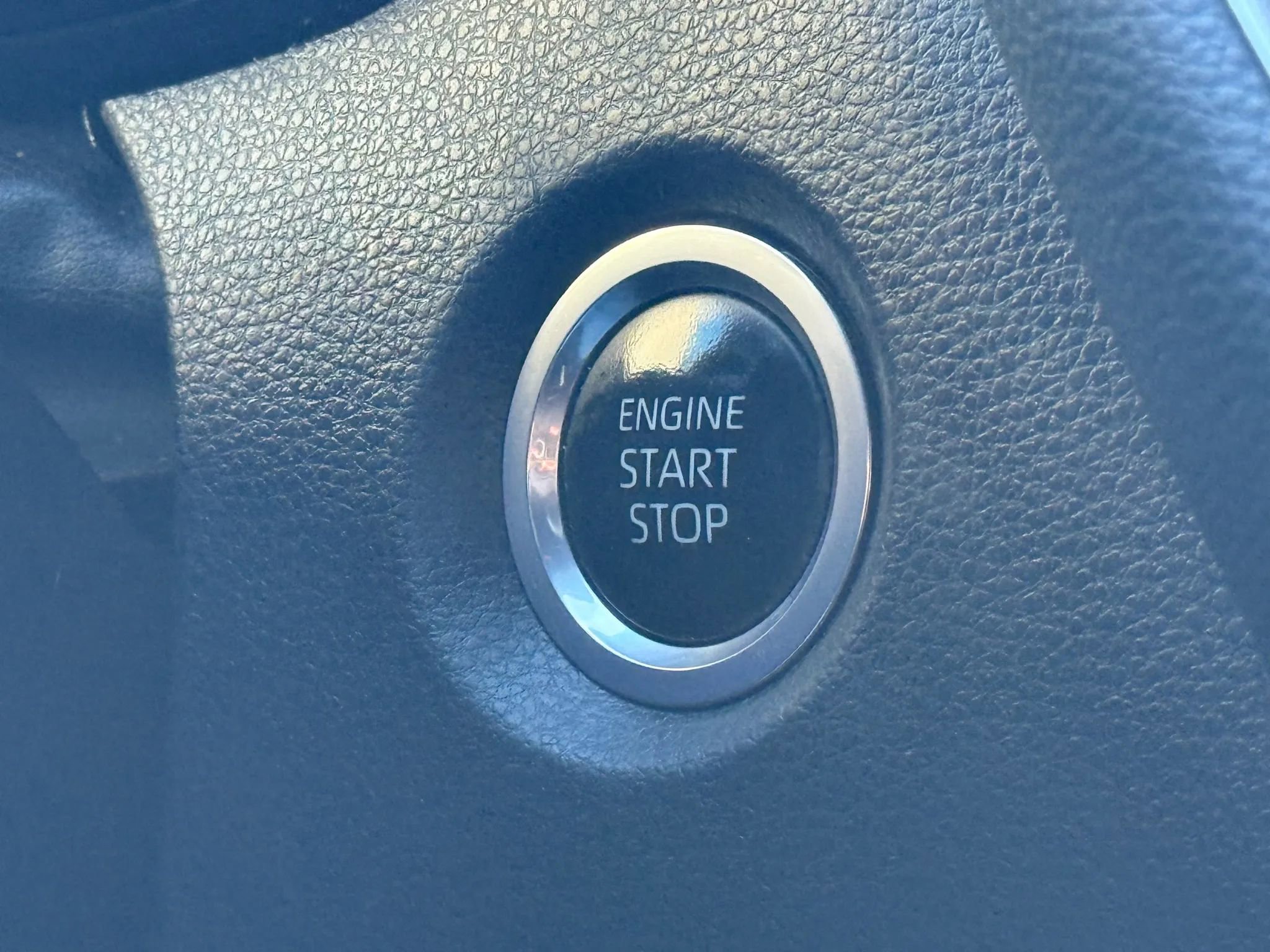 Used 2024 Toyota Corolla SE image 30