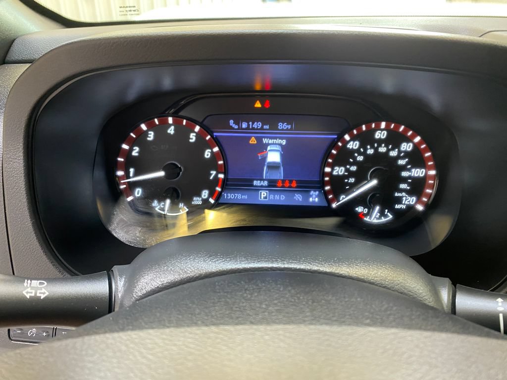Used 2025 Nissan Frontier PRO-4X AWD/4WD image 35