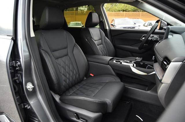 New 2026 Nissan Rogue Platinum w/ Platinum Premium Package image 25