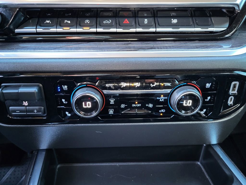 Used 2022 Chevrolet Silverado 1500 LTZ w/ LTZ Premium Package image 15