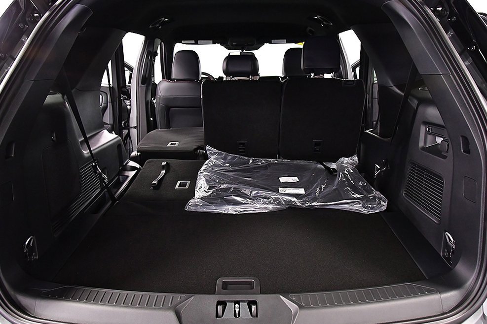 New 2026 Ford Explorer ST-Line image 32