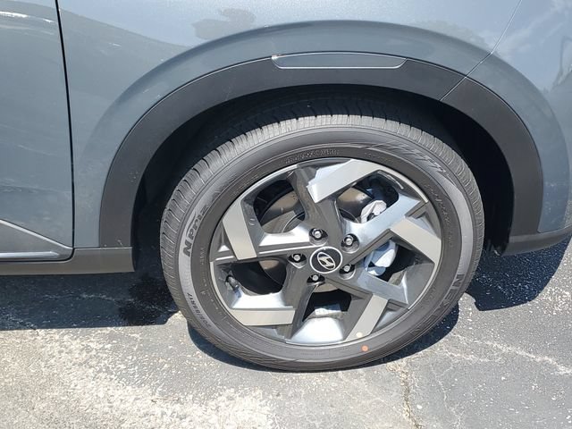 New 2026 Hyundai Venue SEL FWD image 6