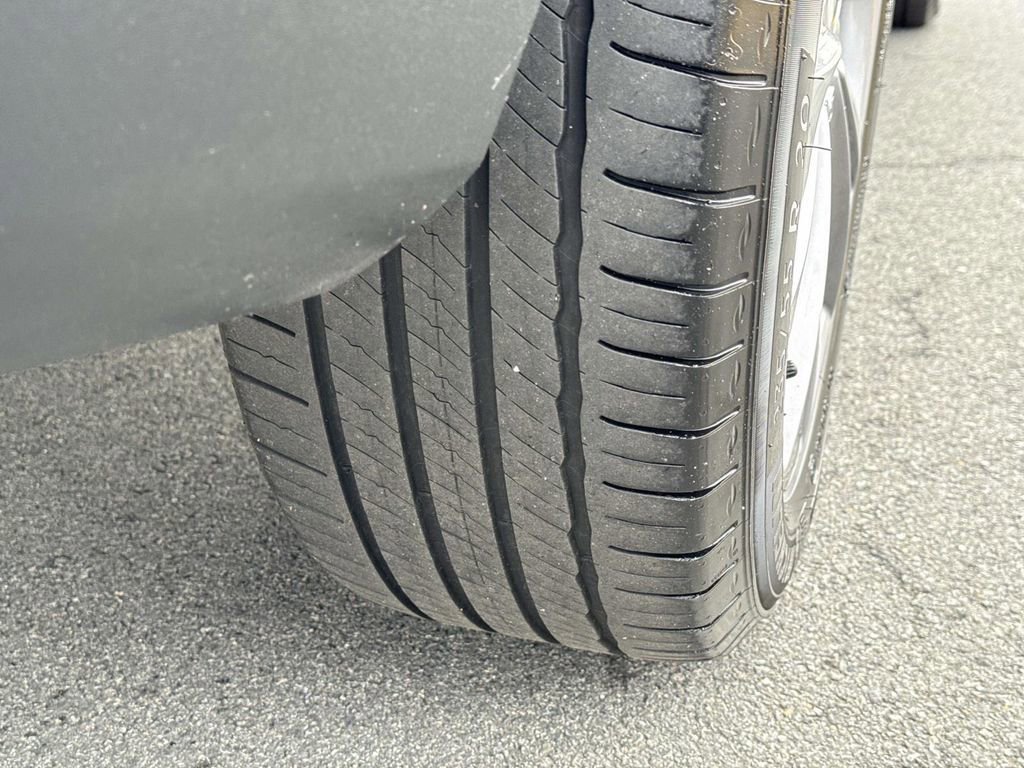 Used 2024 Cadillac XT5 Premium Luxury image 16