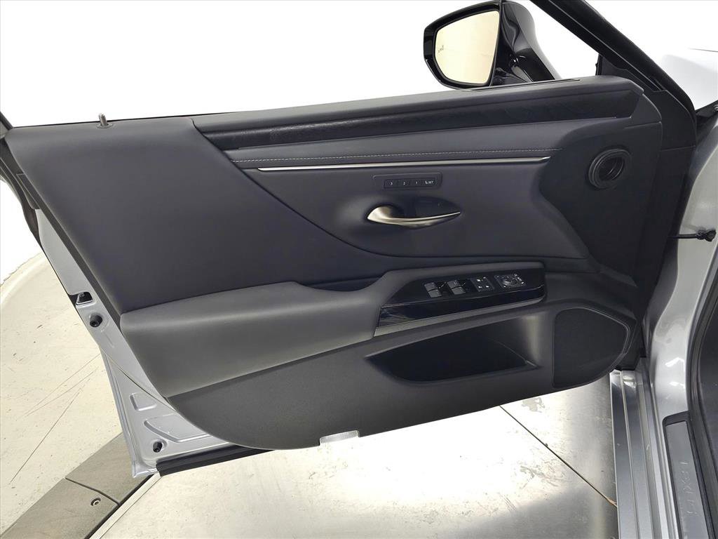 Certified 2024 Lexus ES 350 w/ Premium Package image 14