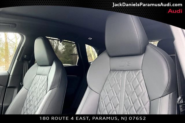 New 2025 Audi SQ5 Premium Plus image 9