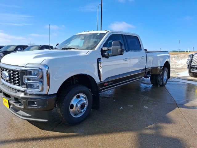 Used 2025 Ford F350 King Ranch AWD/4WD image 3