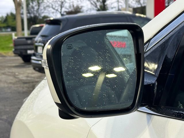 Certified 2023 Nissan Murano Platinum w/ Cargo Package AWD/4WD image 12