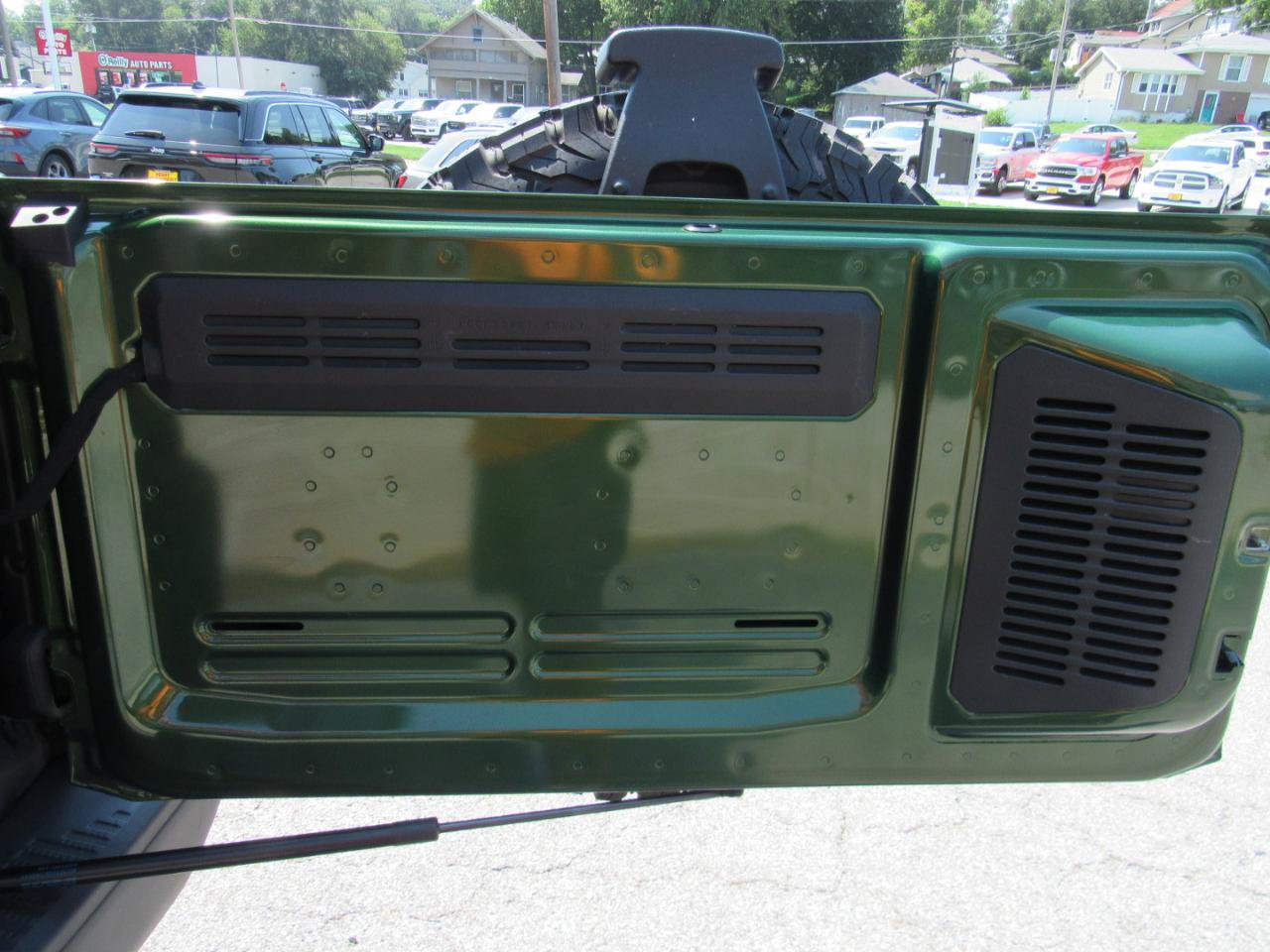 Used 2025 Ford Bronco Badlands AWD/4WD image 43