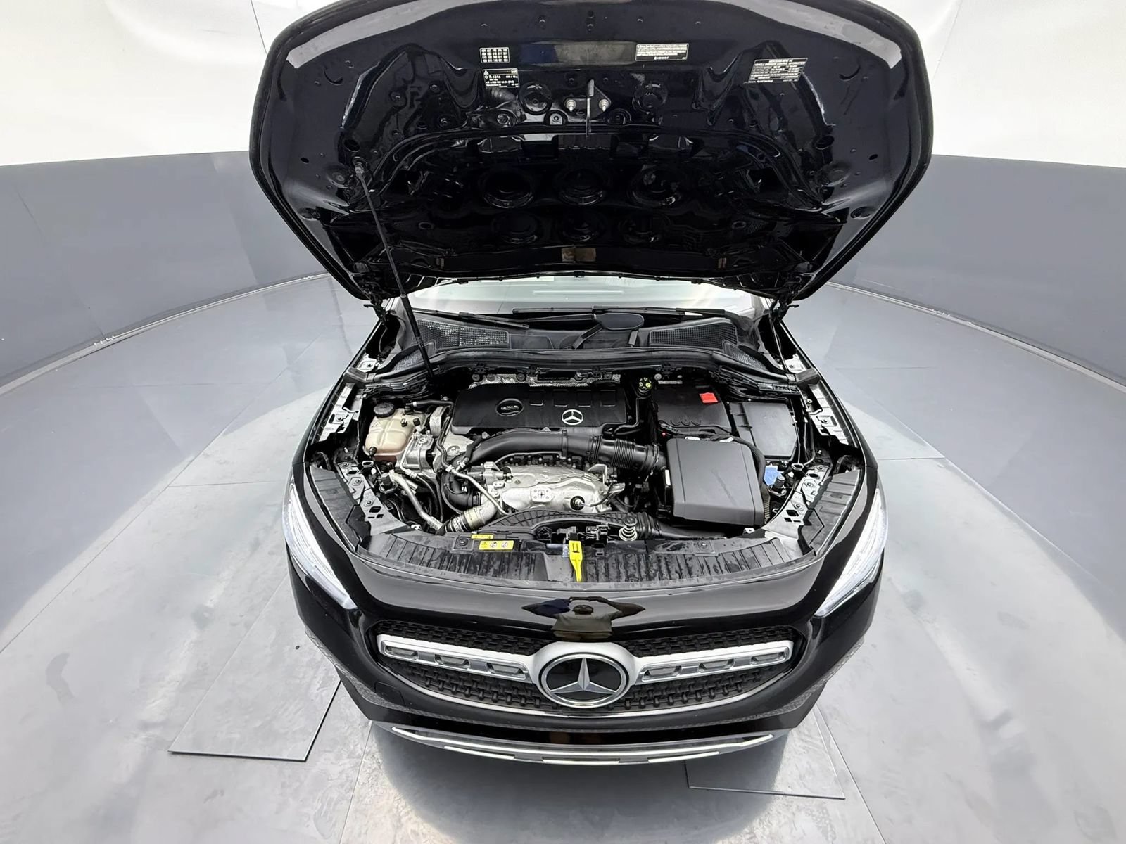 Used 2021 Mercedes-Benz GLA 250 4MATIC w/ Premium Package image 45