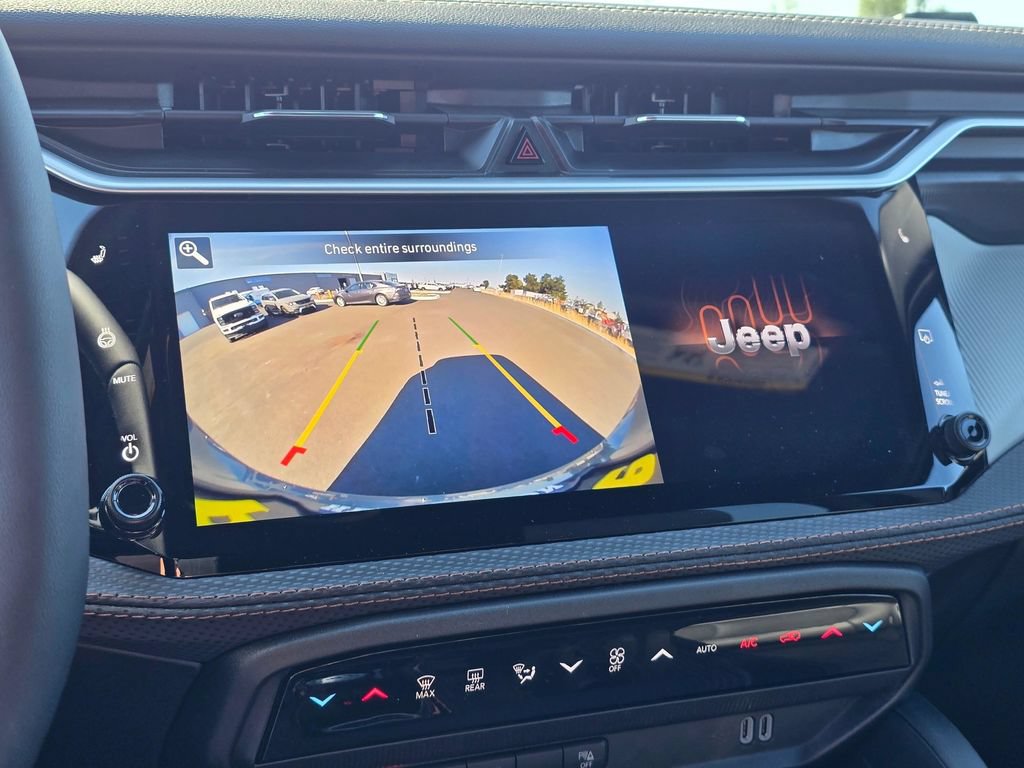 New 2026 Jeep Cherokee Laredo AWD/4WD image 21