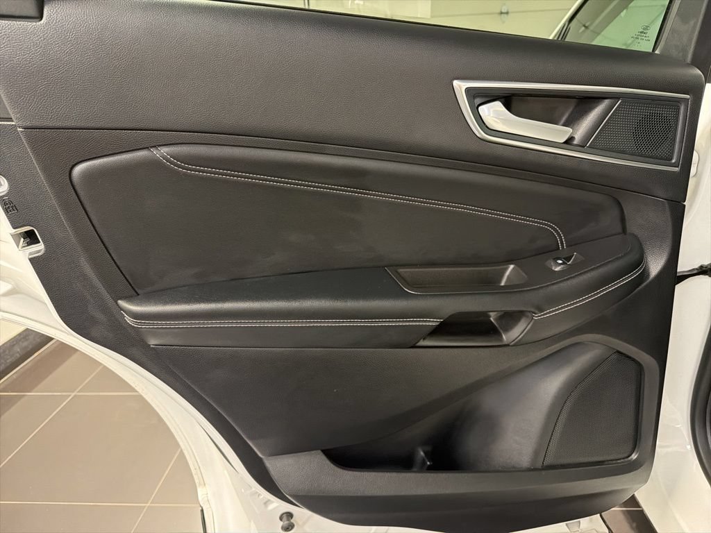 Certified 2024 Ford Edge Titanium AWD/4WD image 27