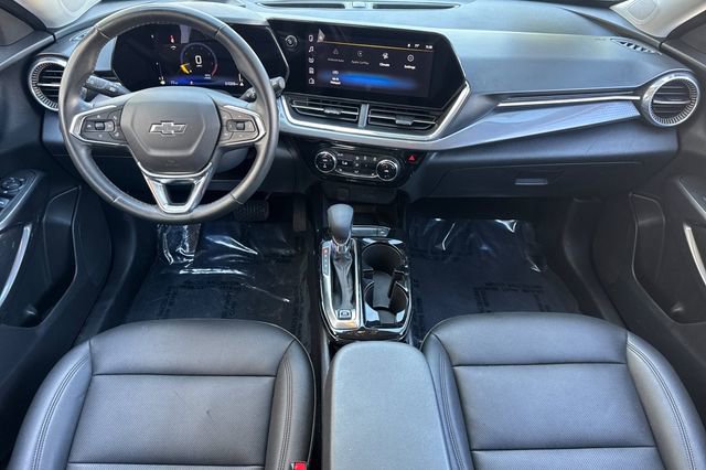 Used 2025 Chevrolet Trax ACTIV w/ Sunroof Package FWD image 15