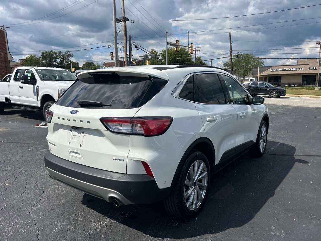 Used 2022 Ford Escape Titanium w/ Titanium Elite Package image 17