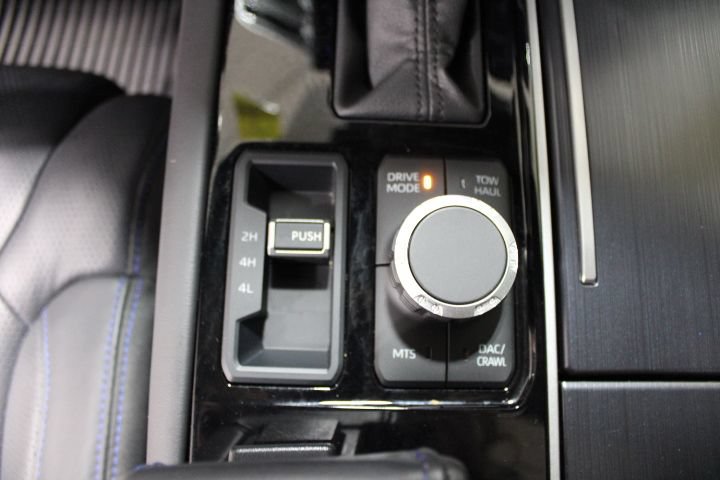 Used 2025 Toyota Tundra Platinum w/ TRD Off-Road Package AWD/4WD image 37