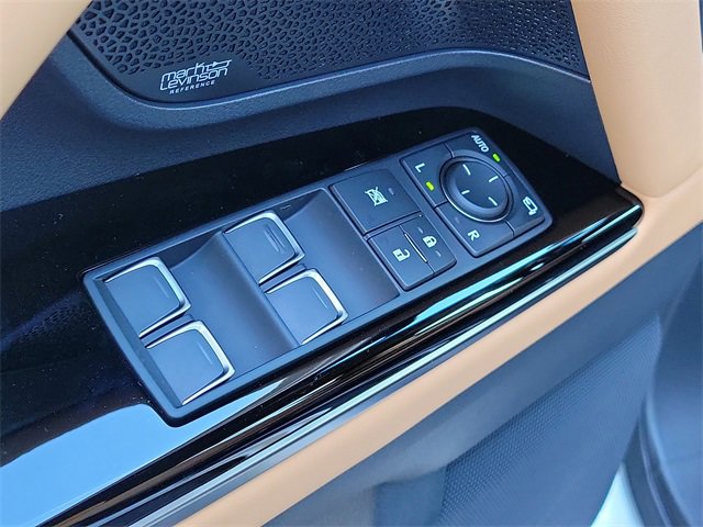 New 2025 Lexus LX 600 4WD w/ Premium Package image 19
