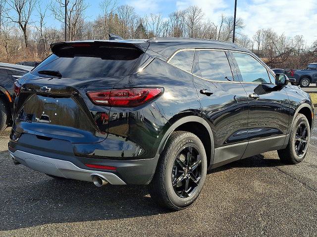 New 2026 Chevrolet Blazer LT w/ Convenience Package AWD/4WD image 4
