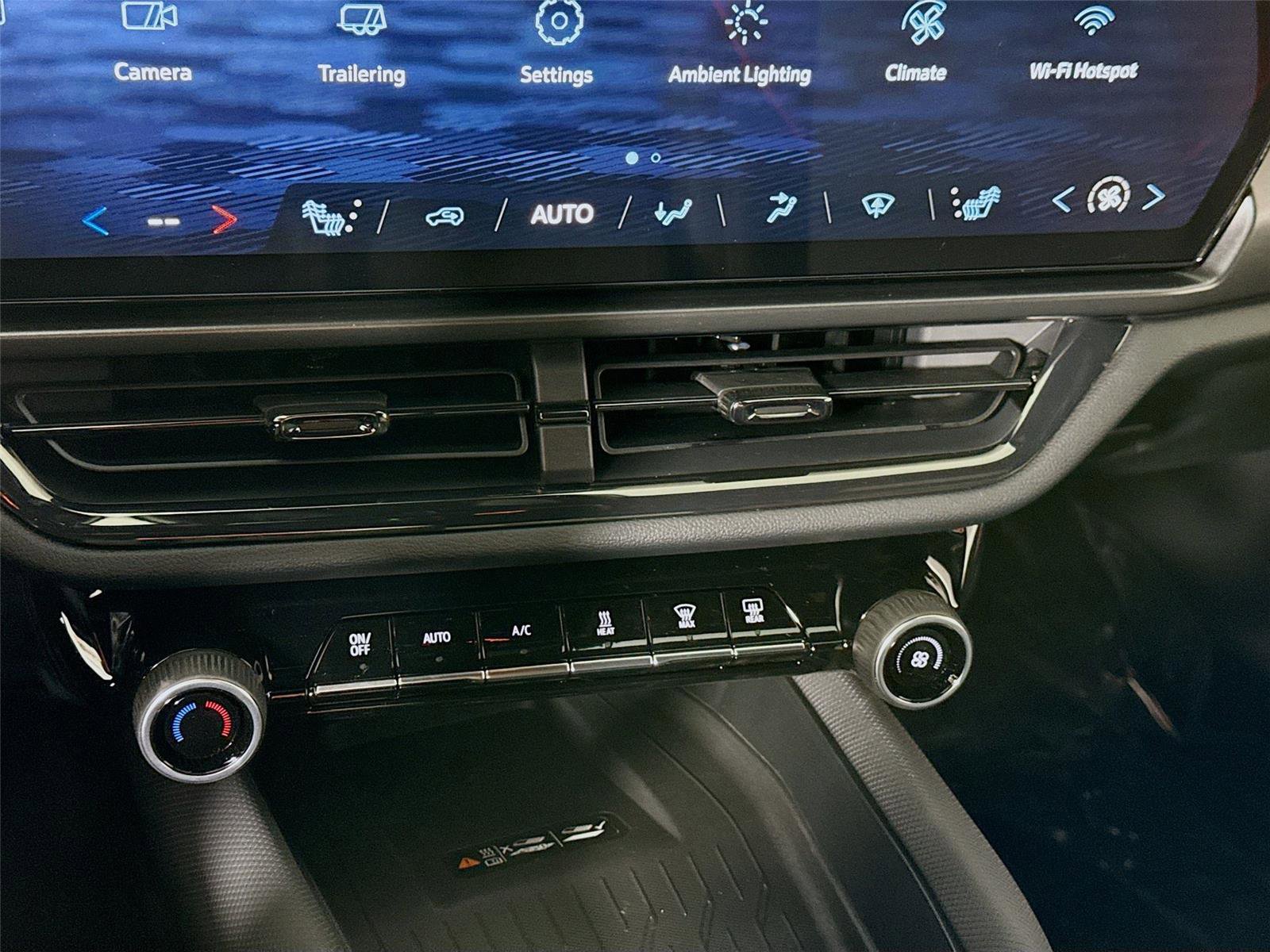 New 2026 Chevrolet Equinox EV RS image 11