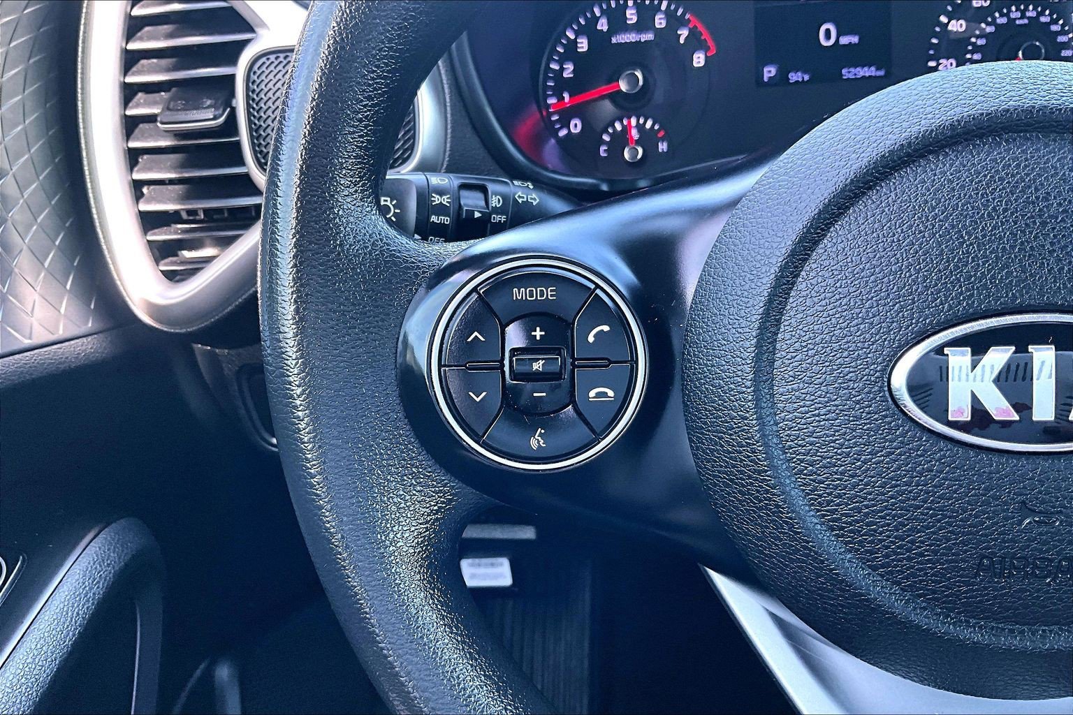 Used 2020 Kia Soul S FWD image 18
