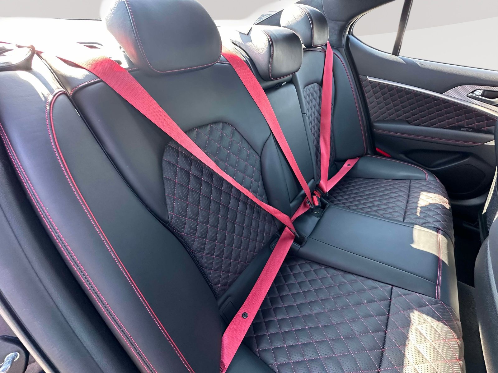 Used 2023 Genesis G70 3.3T w/ Sport Prestige Package image 24